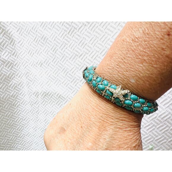 Vintage Turquoise Cabochon Starfish Rhinestone Hinged Bangle Bracelet 2.25” - Picture 10 of 10